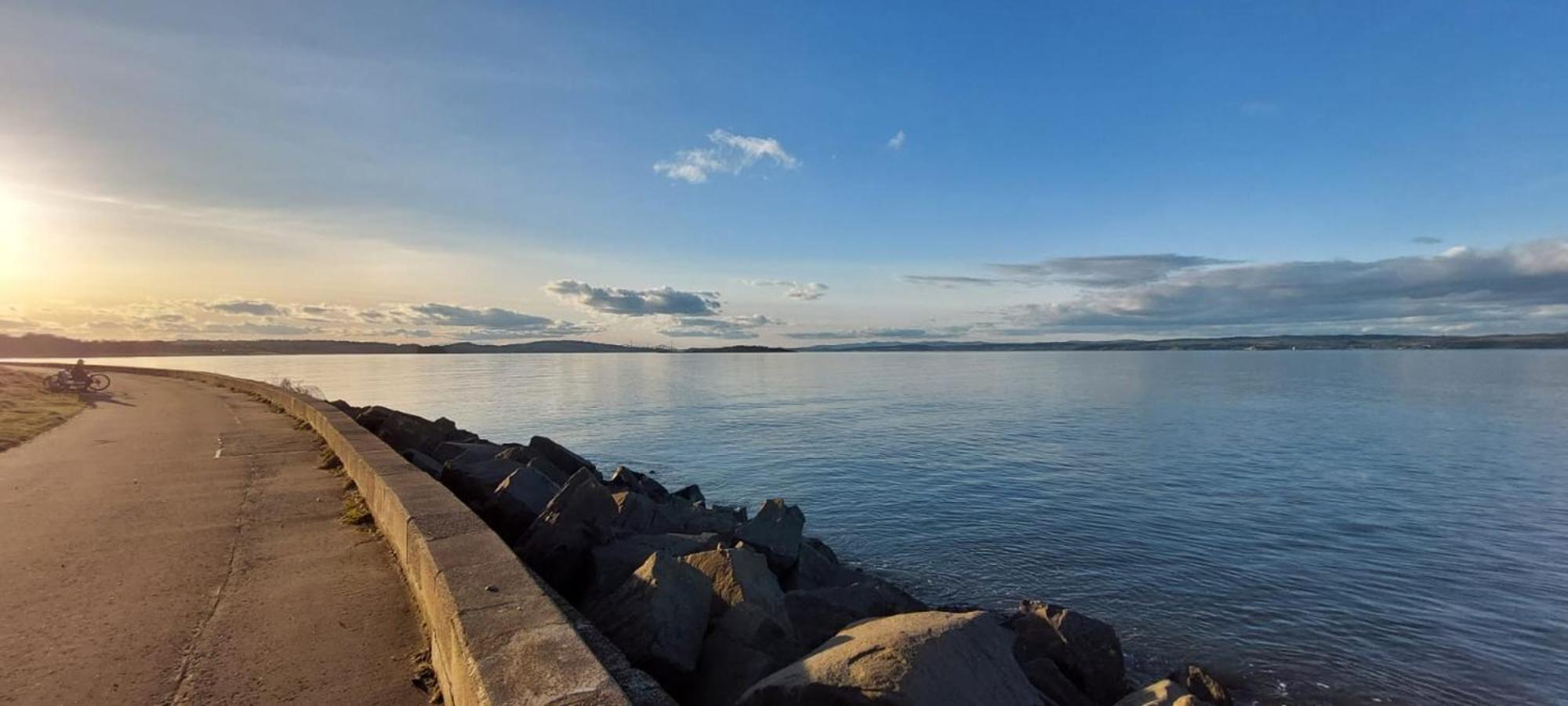 Lovely Sea Rooms, Easy Access To Centre & Airport Эдинбург Экстерьер фото