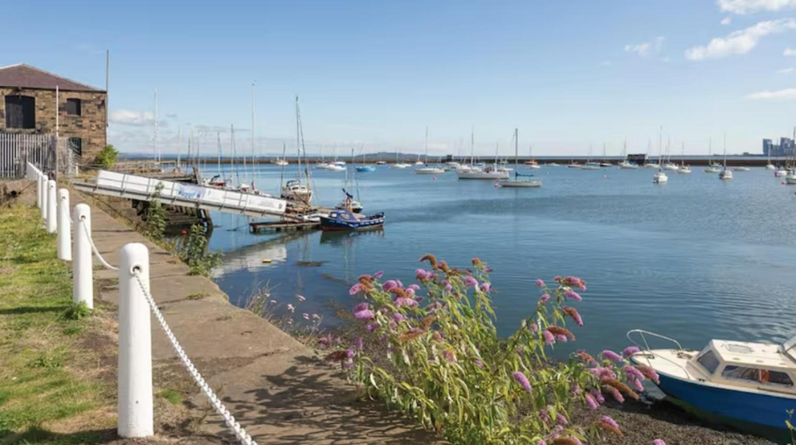 Lovely Sea Rooms, Easy Access To Centre & Airport Эдинбург Экстерьер фото